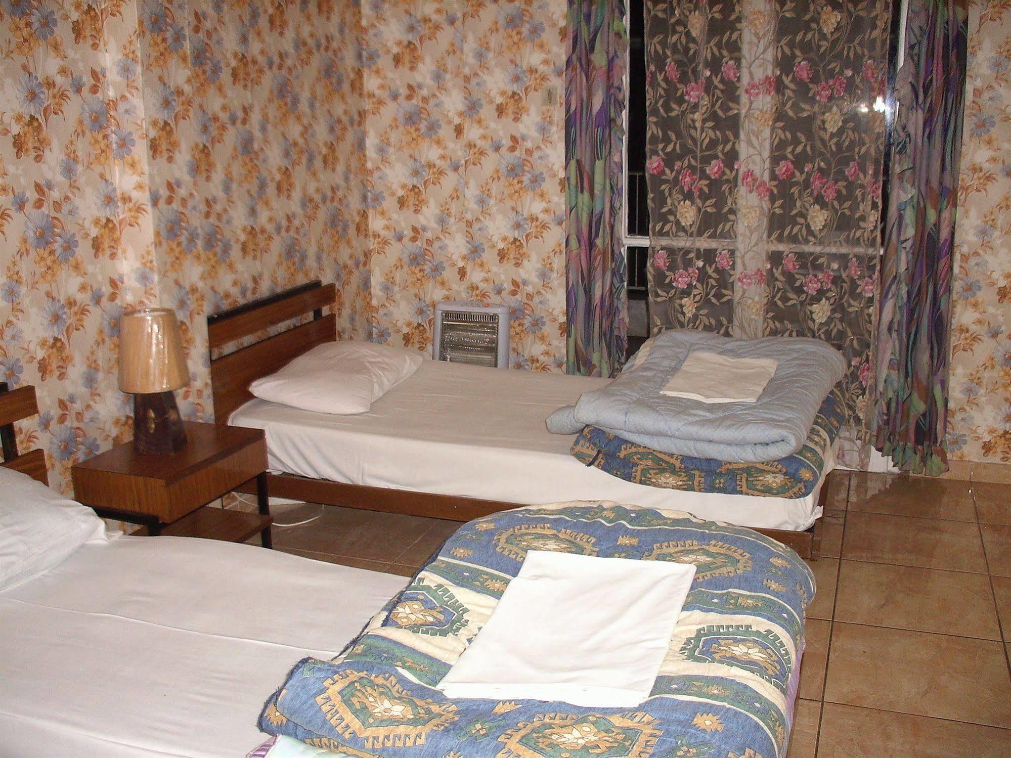 Athens House Hostel Ngoại thất bức ảnh